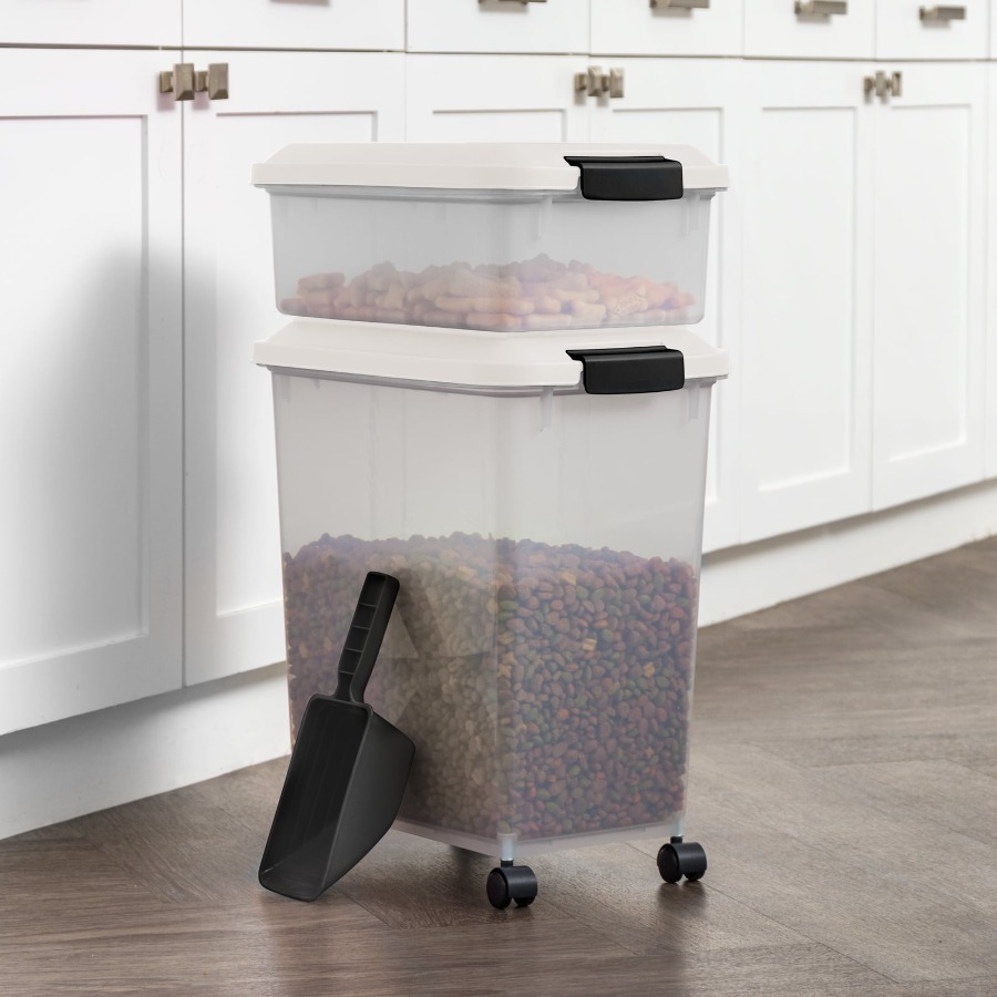 IRIS 41 Lbs. Airtight Pet Food - Food Storage With Scoop recension och pris